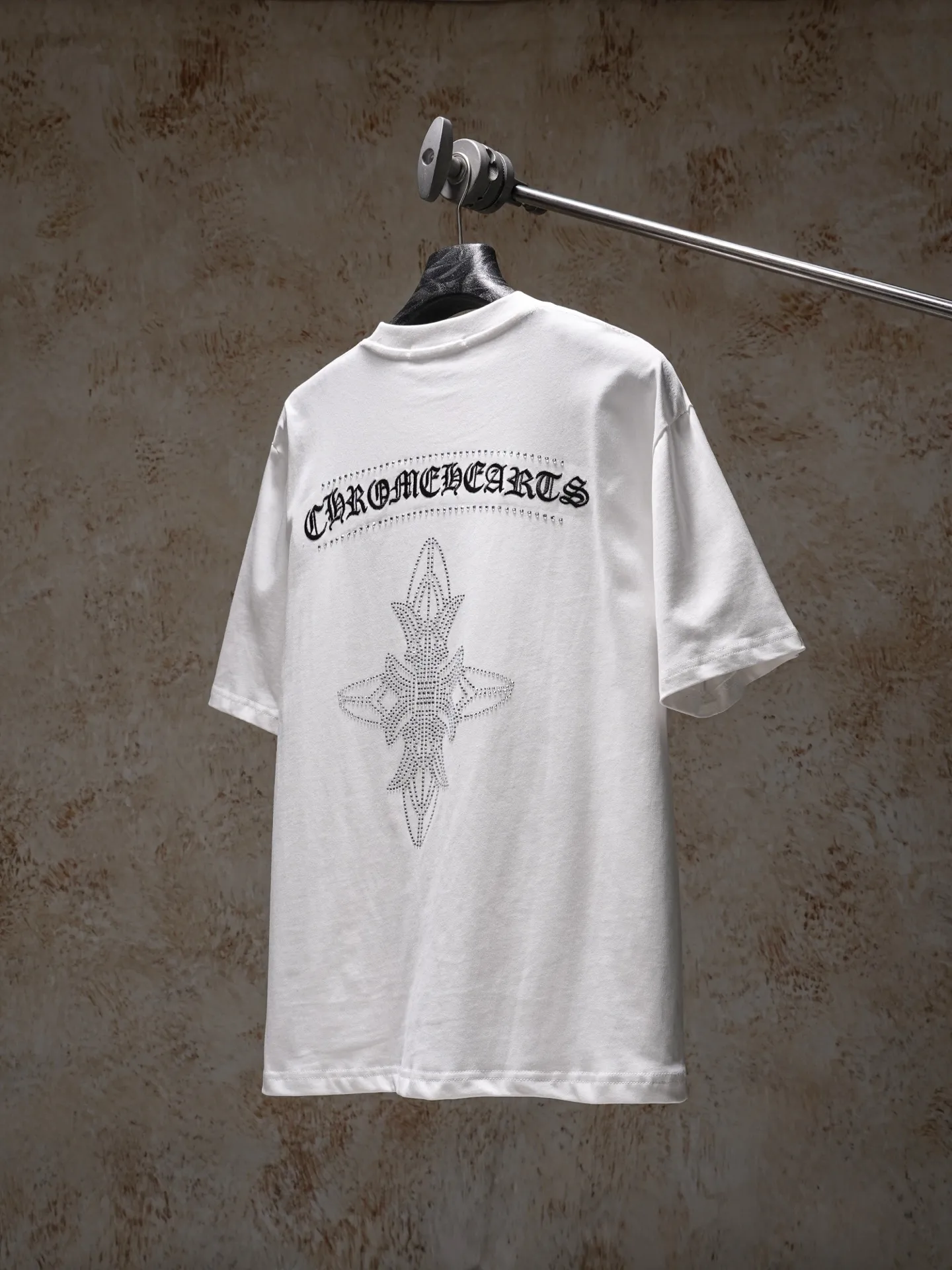 100 Chtome Hearta/ T g， ， 。 Same Style , 。 ， Series， 。 ! ， ， 。 ， ， ， ， ！ ， ，Breathable ， ， ， ， ！ ：Black、White Size：S-XL